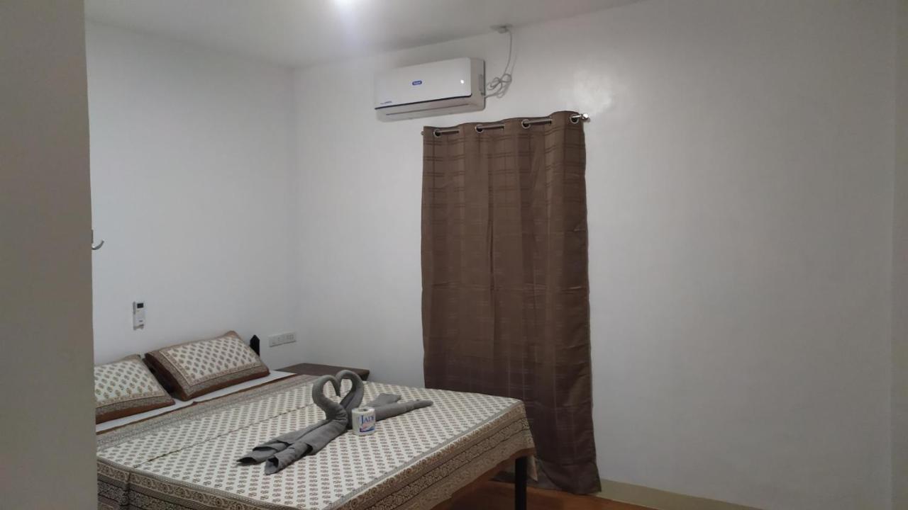 Hotel Ashoka เอลนิโด ภายนอก รูปภาพ